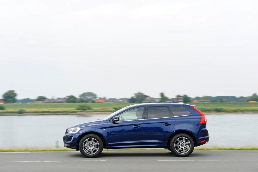  Volvo XC60 Ocean Race 2015 года  (фото 3 из 10)